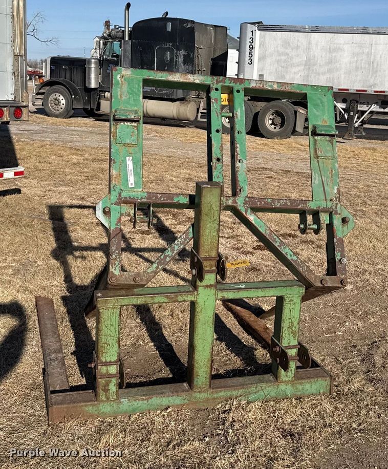 image for item FB0602 (2) bale forks