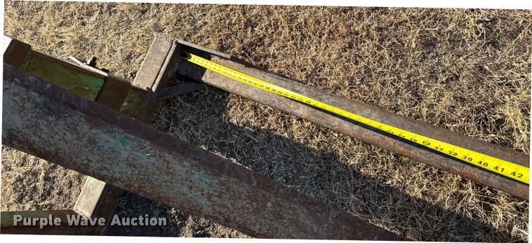 image for item FB0602 (2) bale forks