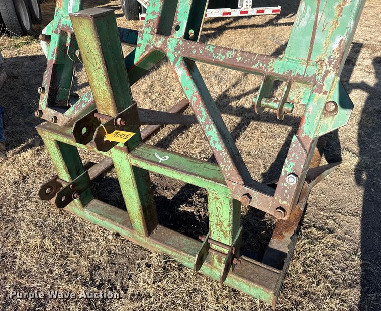 image for item FB0602 (2) bale forks