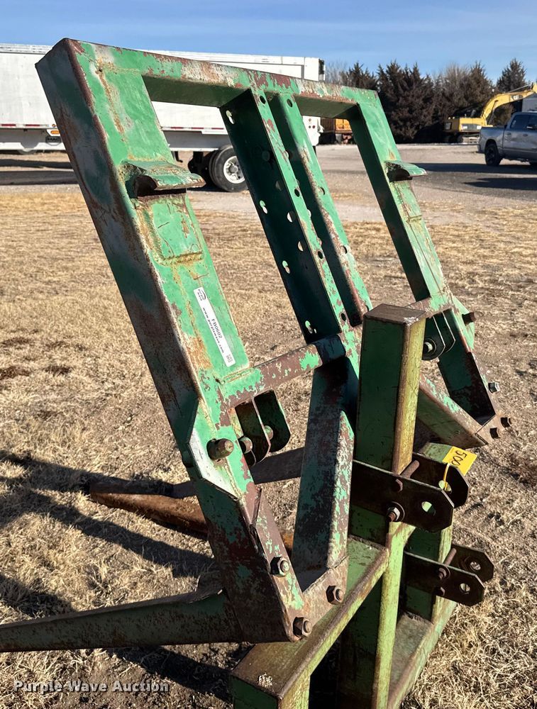 image for item FB0602 (2) bale forks