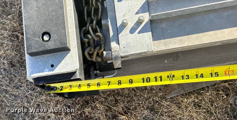 image for item FB0603 Palfinger ML680-VL-B box trailer end gate lift