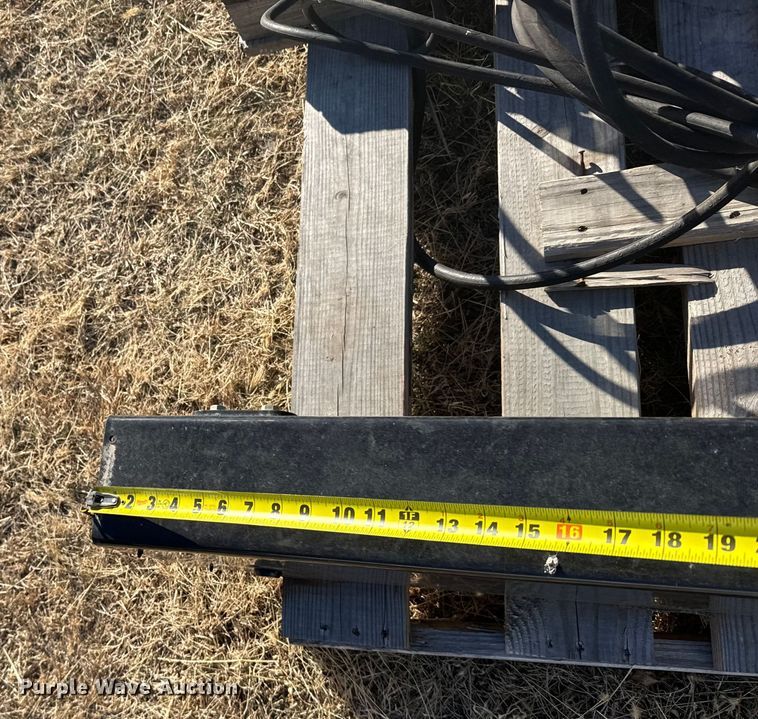 image for item FB0603 Palfinger ML680-VL-B box trailer end gate lift