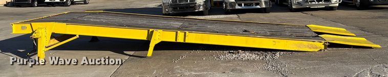 image for item FB3481 General engine loading dock ramp