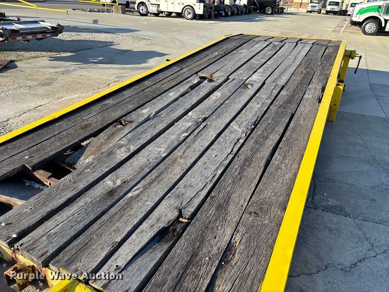 image for item FB3481 General engine loading dock ramp
