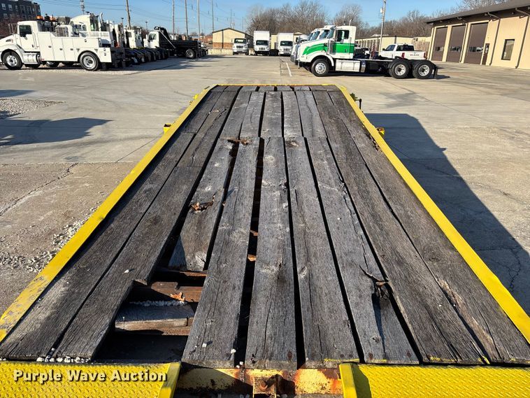 image for item FB3481 General engine loading dock ramp
