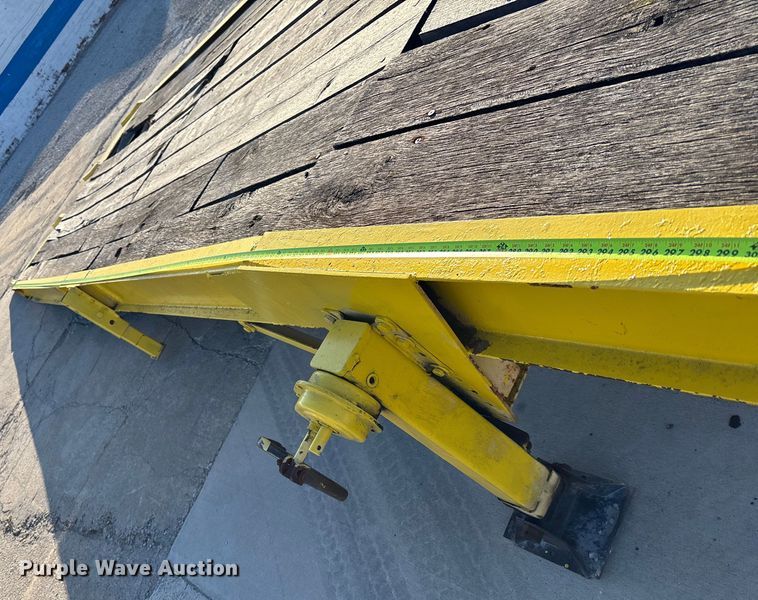 image for item FB3481 General engine loading dock ramp