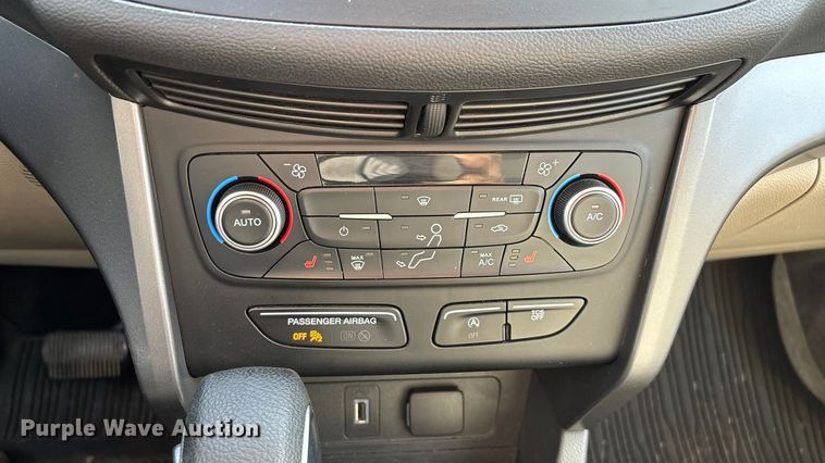 image for item FG0011 2018 Ford Escape SUV