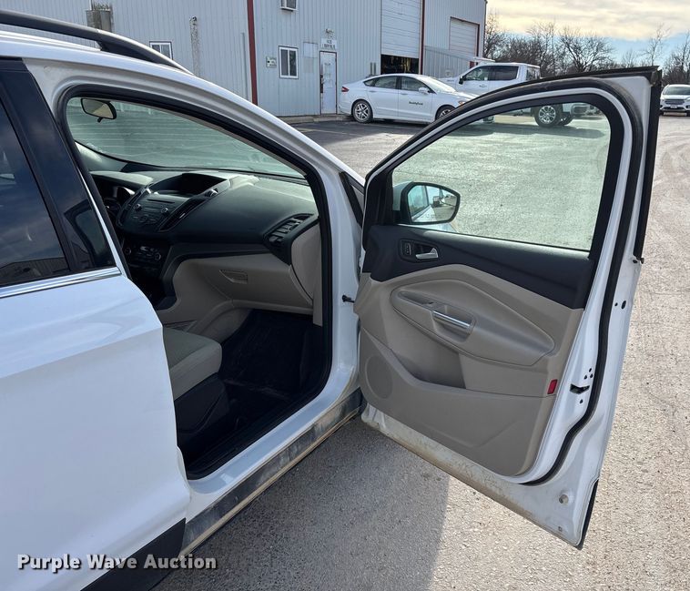 image for item FG0011 2018 Ford Escape SUV