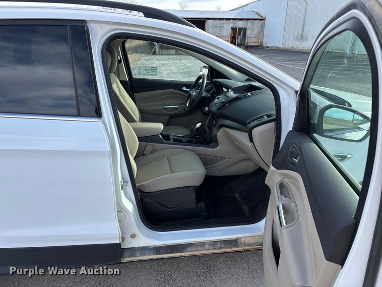 image for item FG0011 2018 Ford Escape SUV