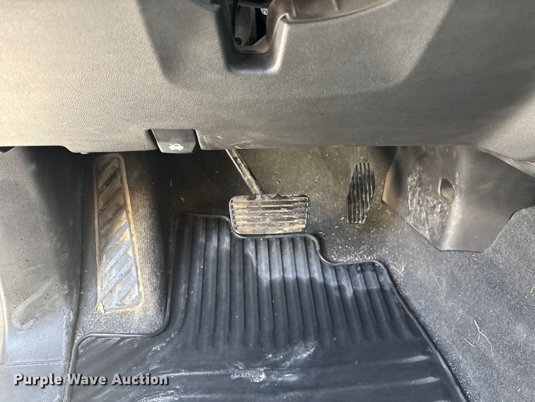 image for item FG1537 2021 Chevrolet Silverado 2500HD LT Crew Cab pickup truck