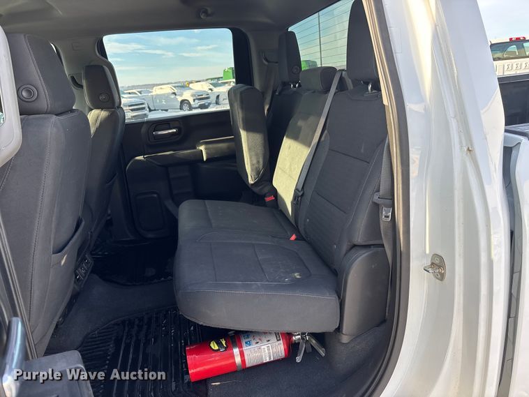 image for item FG1537 2021 Chevrolet Silverado 2500HD LT Crew Cab pickup truck