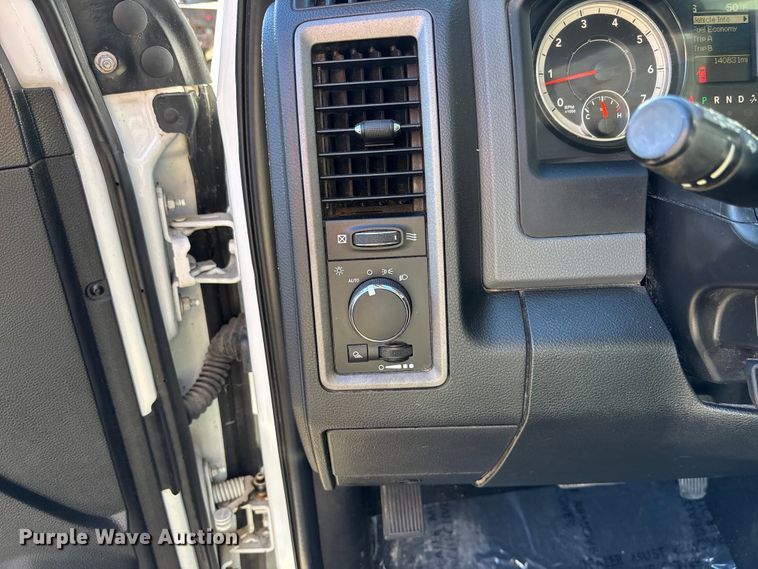 image for item FG1749 2017 RAM 1500 pickup truck