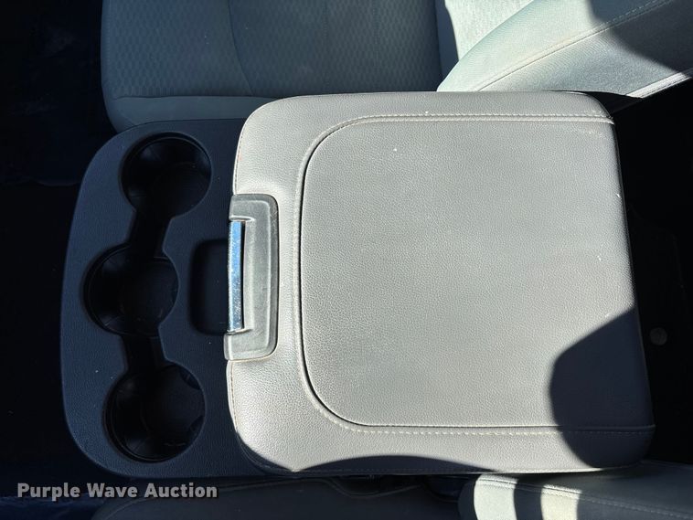 image for item FG1749 2017 RAM 1500 pickup truck