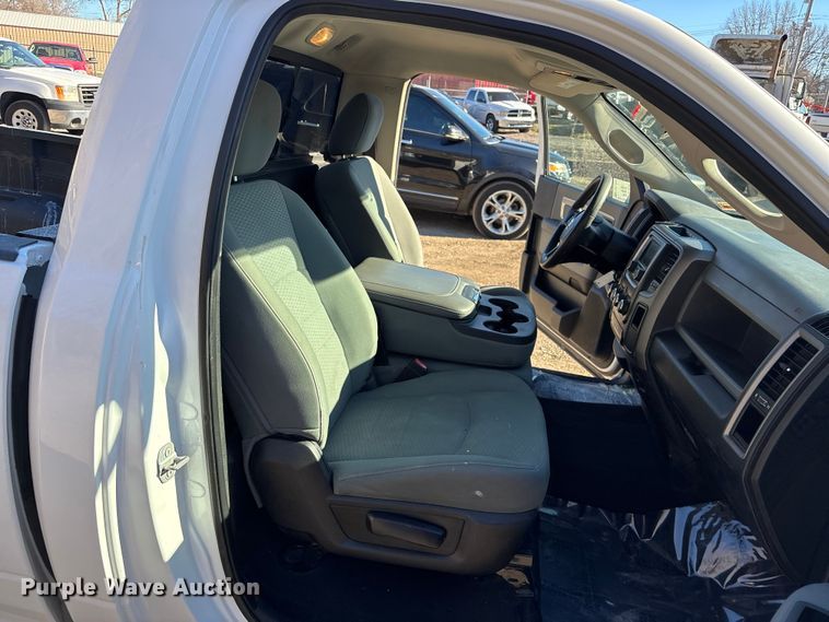 image for item FG1749 2017 RAM 1500 pickup truck