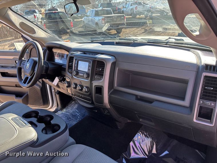 image for item FG1749 2017 RAM 1500 pickup truck