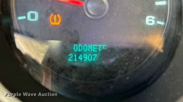 image for item FG1750 2013 GMC Sierra pickup truck