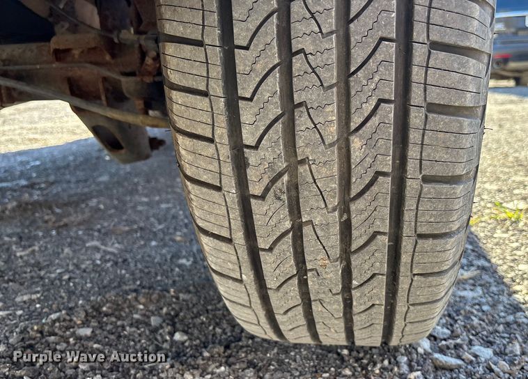 image for item FG1750 2013 GMC Sierra pickup truck