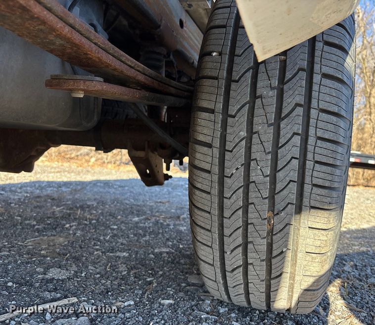 image for item FG1750 2013 GMC Sierra pickup truck