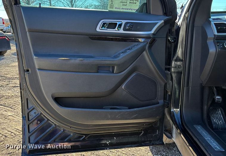 image for item FG1751 2013 Ford Explorer Limited SUV