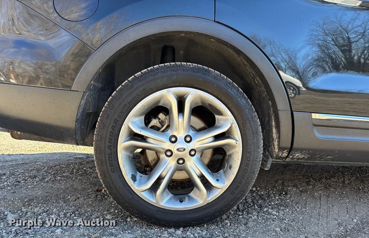 image for item FG1751 2013 Ford Explorer Limited SUV