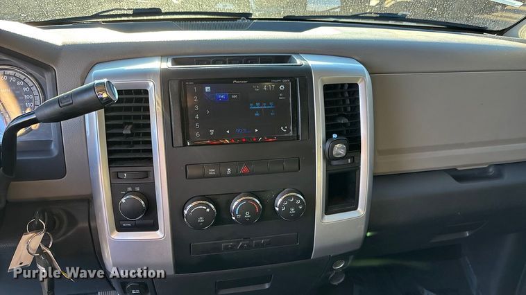 image for item FG1752 2011 Dodge Ram 1500 Crew Cab pickup truck