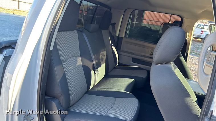 image for item FG1752 2011 Dodge Ram 1500 Crew Cab pickup truck