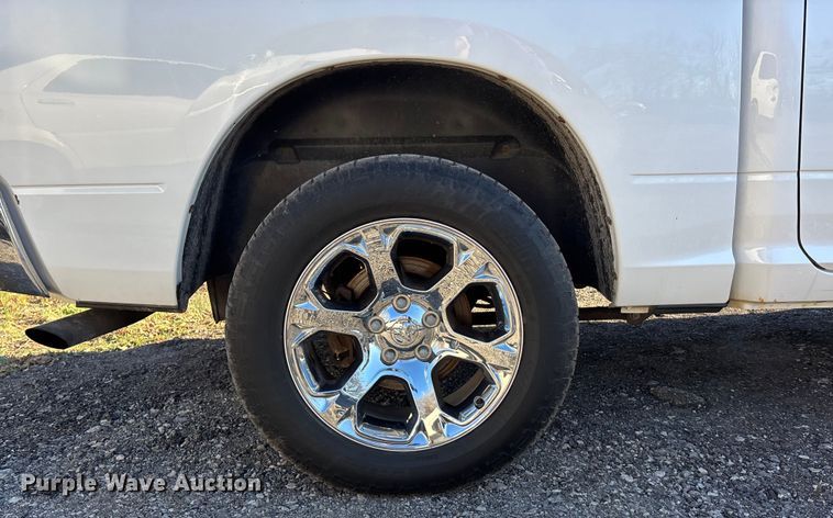 image for item FG1752 2011 Dodge Ram 1500 Crew Cab pickup truck