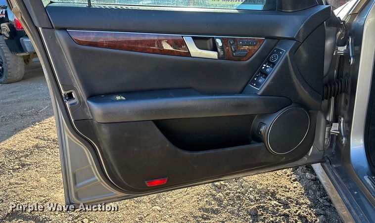 image for item FG1754 2011 Mercedes-Benz C 350 