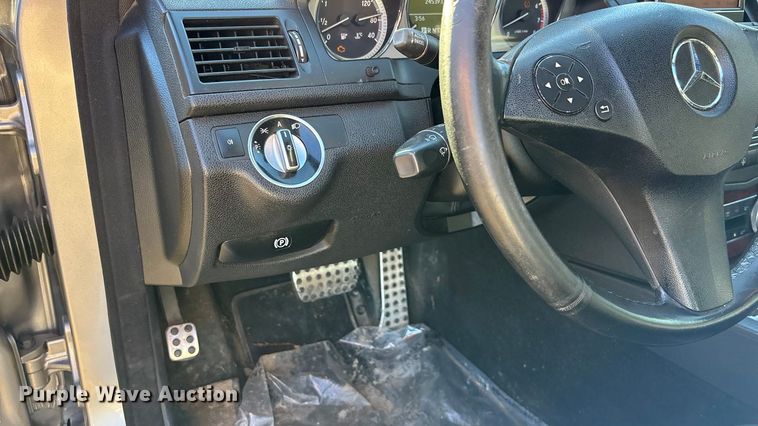 image for item FG1754 2011 Mercedes-Benz C 350 