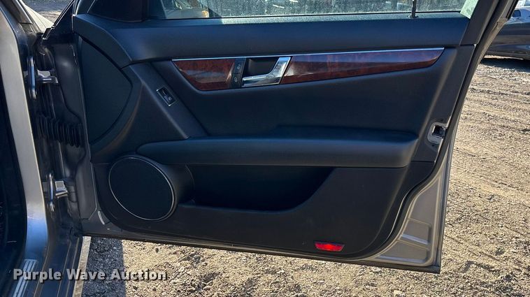 image for item FG1754 2011 Mercedes-Benz C 350 