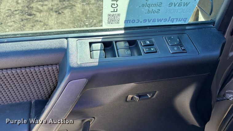 image for item FG1755 2008 Nissan Titan Crew Cab pickup truck