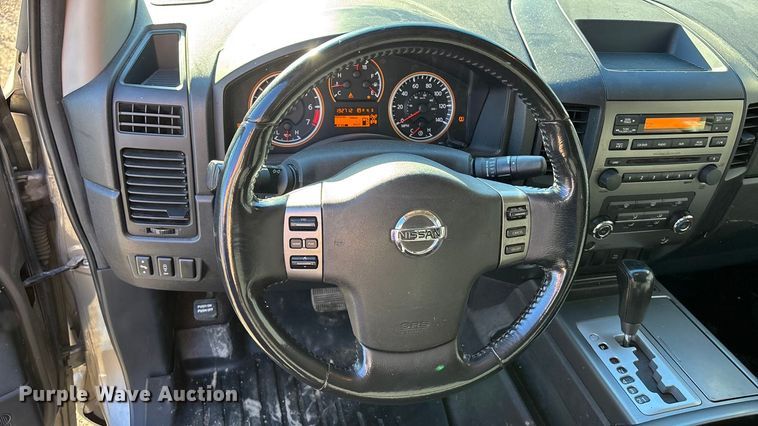 image for item FG1755 2008 Nissan Titan Crew Cab pickup truck