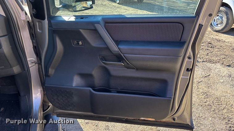 image for item FG1755 2008 Nissan Titan Crew Cab pickup truck