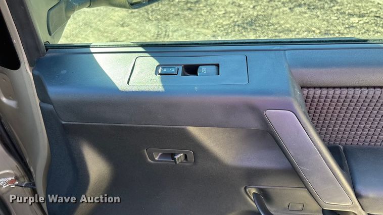 image for item FG1755 2008 Nissan Titan Crew Cab pickup truck