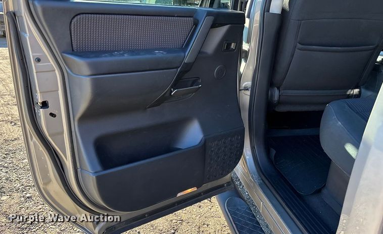 image for item FG1755 2008 Nissan Titan Crew Cab pickup truck