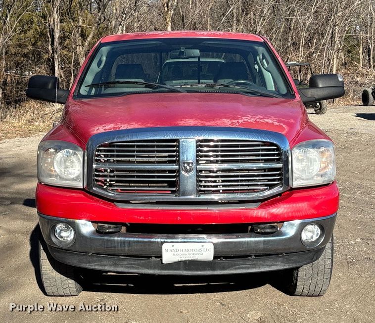 image for item FG1758 2008 Dodge Ram 2500 Ext. Cab pickup truck