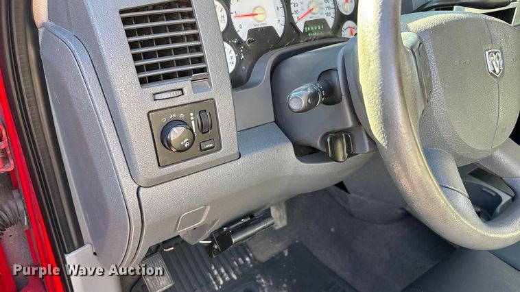image for item FG1758 2008 Dodge Ram 2500 Ext. Cab pickup truck