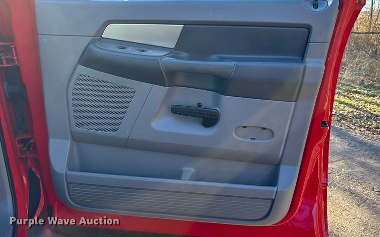 image for item FG1758 2008 Dodge Ram 2500 Ext. Cab pickup truck