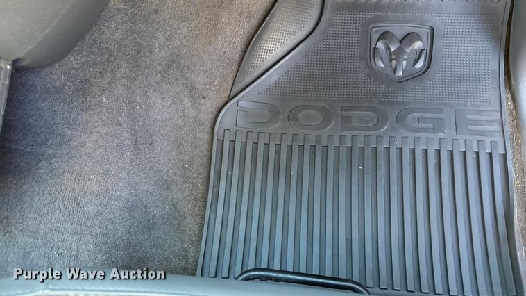 image for item FG1758 2008 Dodge Ram 2500 Ext. Cab pickup truck