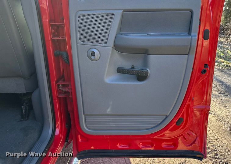 image for item FG1758 2008 Dodge Ram 2500 Ext. Cab pickup truck