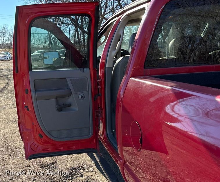 image for item FG1758 2008 Dodge Ram 2500 Ext. Cab pickup truck