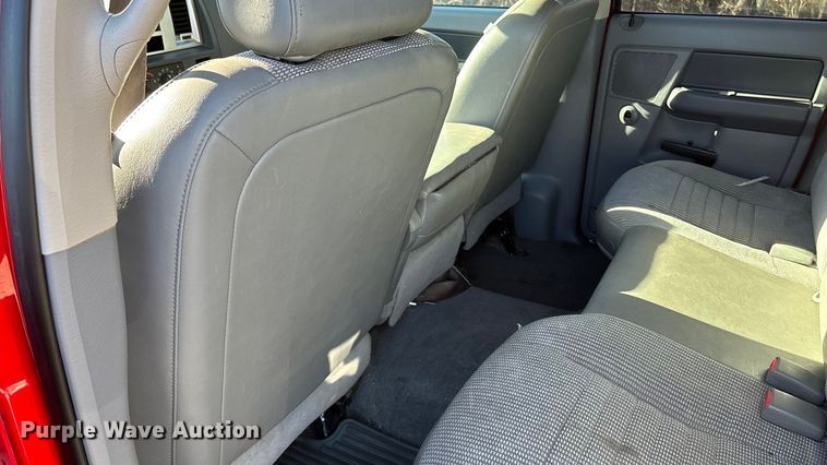 image for item FG1758 2008 Dodge Ram 2500 Ext. Cab pickup truck