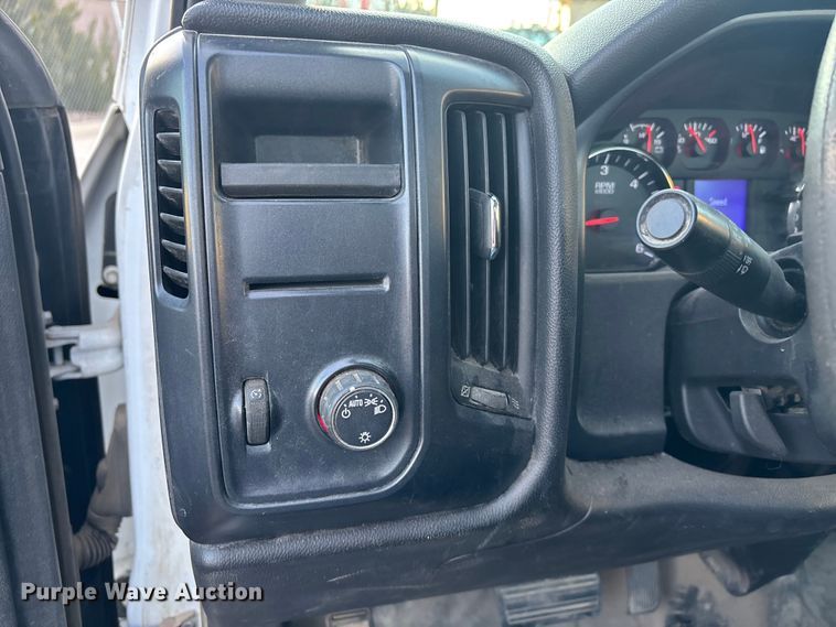 image for item FG1759 2016 GMC Sierra 1500 pickup truck