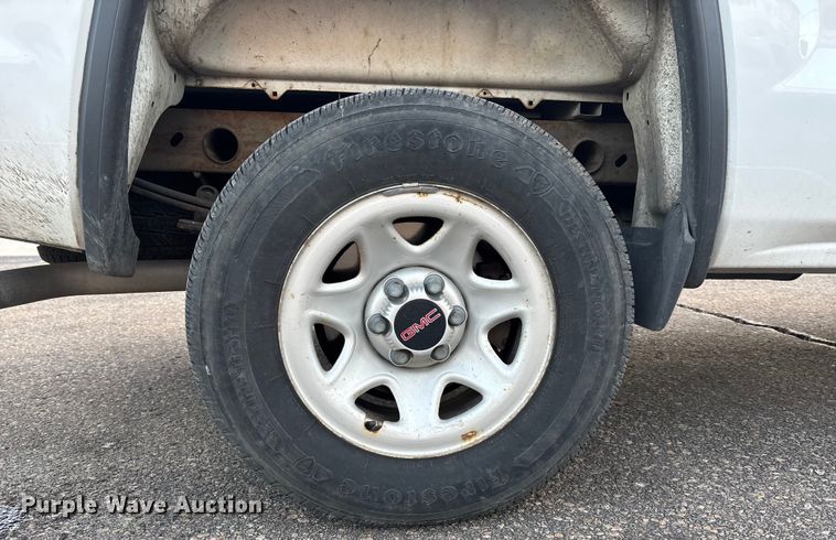 image for item FG1760 2016 GMC Sierra 1500 pickup truck