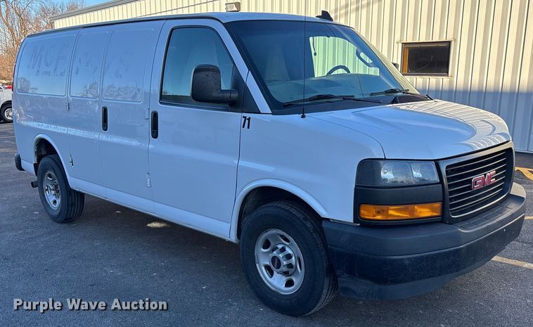 image for item FG1761 2018 GMC Savana 2500 van