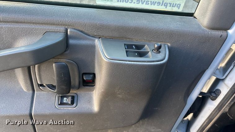 image for item FG1761 2018 GMC Savana 2500 van