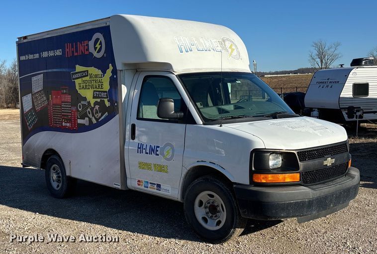 image for item FG1765 2013 Chevrolet Express 3500 box truck