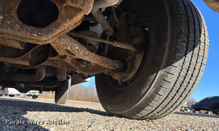 image for item FG1765 2013 Chevrolet Express 3500 box truck