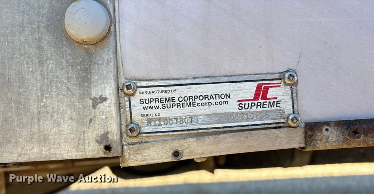 image for item FG1765 2013 Chevrolet Express 3500 box truck