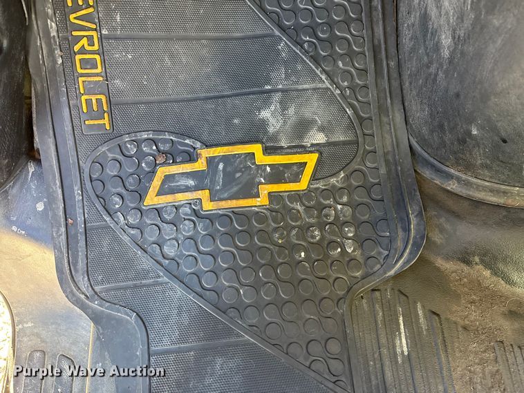 image for item FG1765 2013 Chevrolet Express 3500 box truck